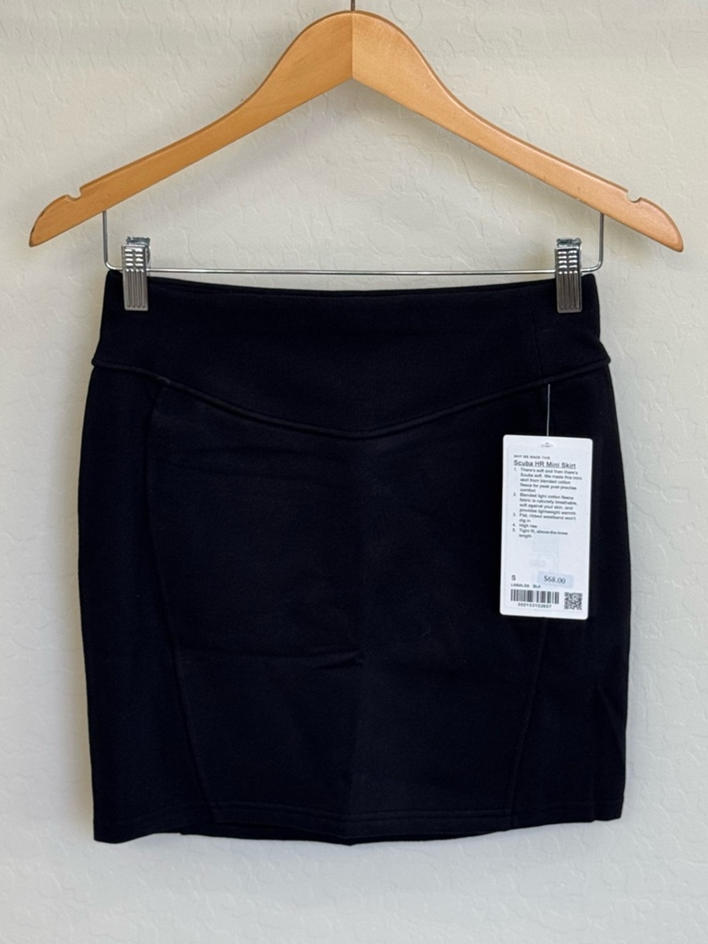 NWT Lululemon Scuba High-Rise Mini Skirt Black Size S